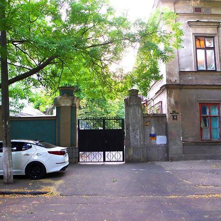 Успенский Одесса Экстерьер фото
